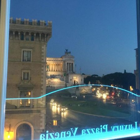 Piazza Venezia Luxury Suite Rome Exterior photo