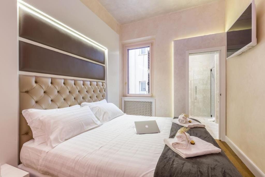 Piazza Venezia Luxury Suite Rome Exterior photo