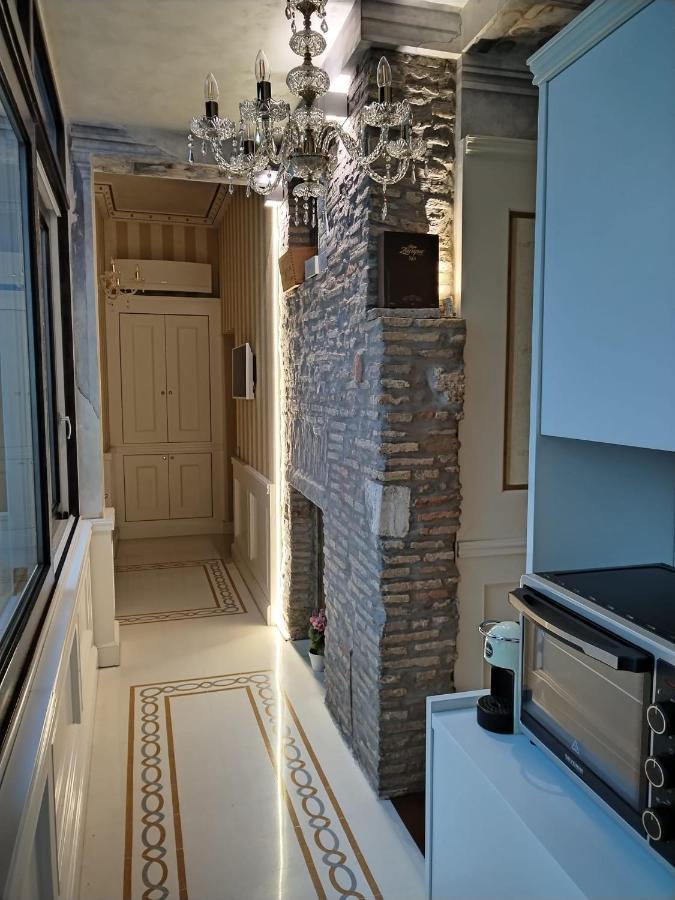 Piazza Venezia Luxury Suite Rome Exterior photo