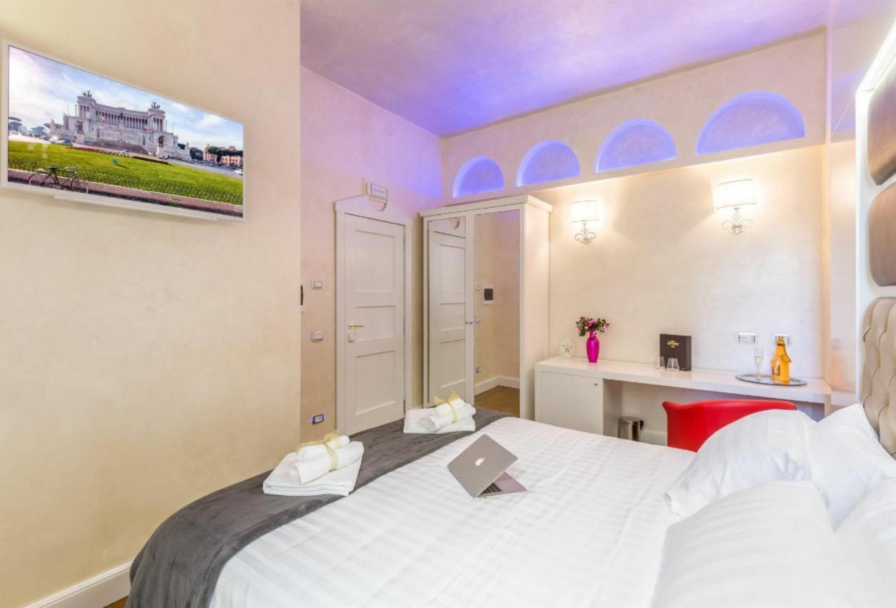 Piazza Venezia Luxury Suite Rome Exterior photo