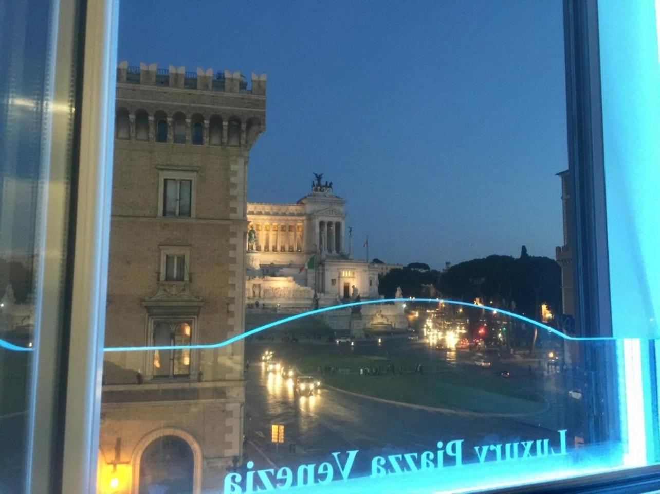 Piazza Venezia Luxury Suite Rome Exterior photo