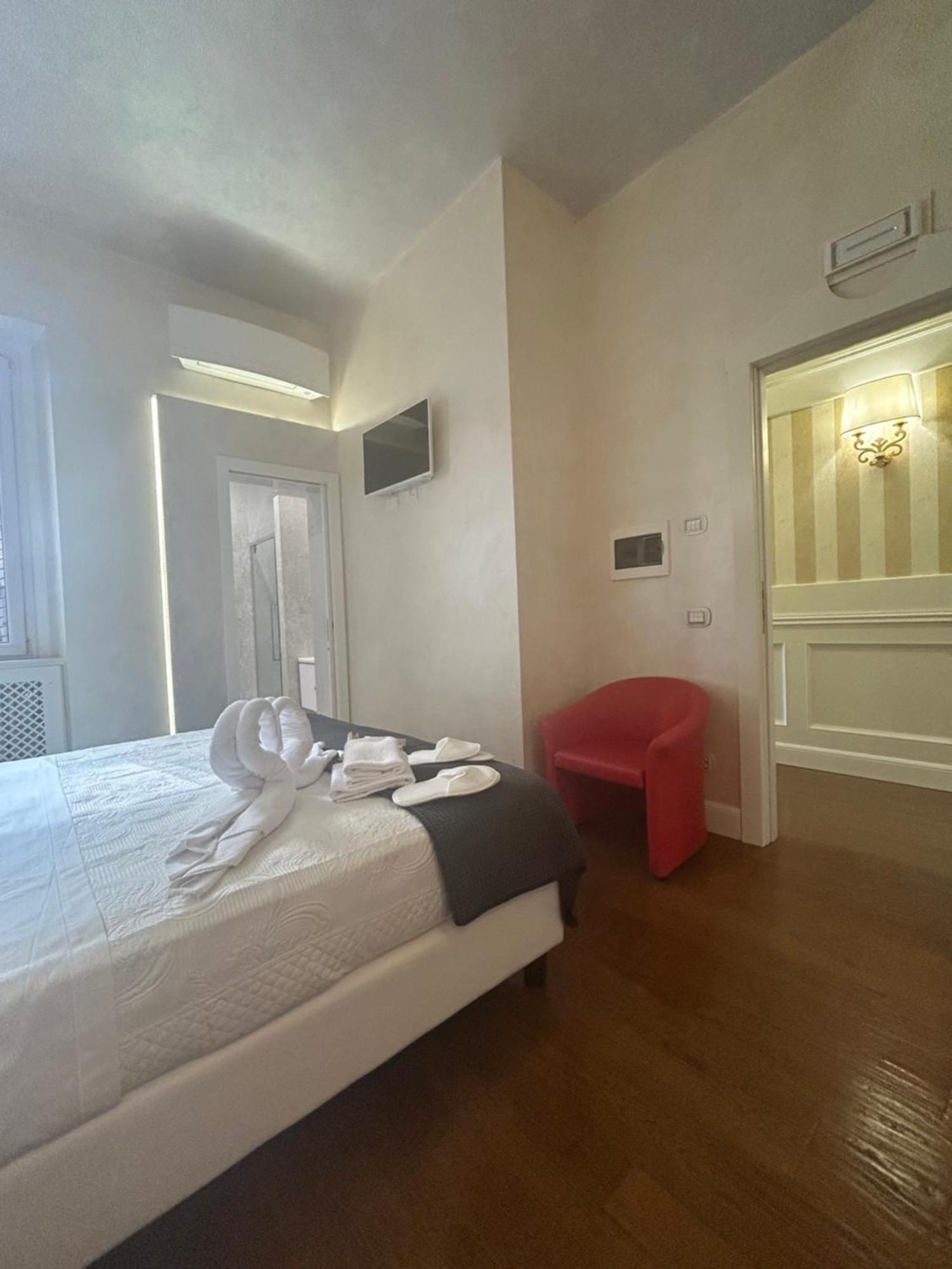Piazza Venezia Luxury Suite Rome Exterior photo